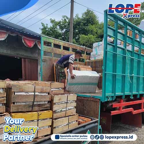 Ekspedisi Surabaya Tambolaka Murah